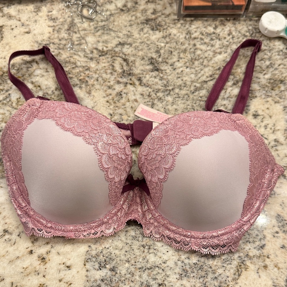 Victoria's Secret Dream Angels Dusty Pink Lace Bra